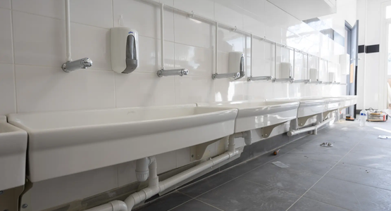 Rénovation des sanitaires de la maternelle Henri-Wallon.