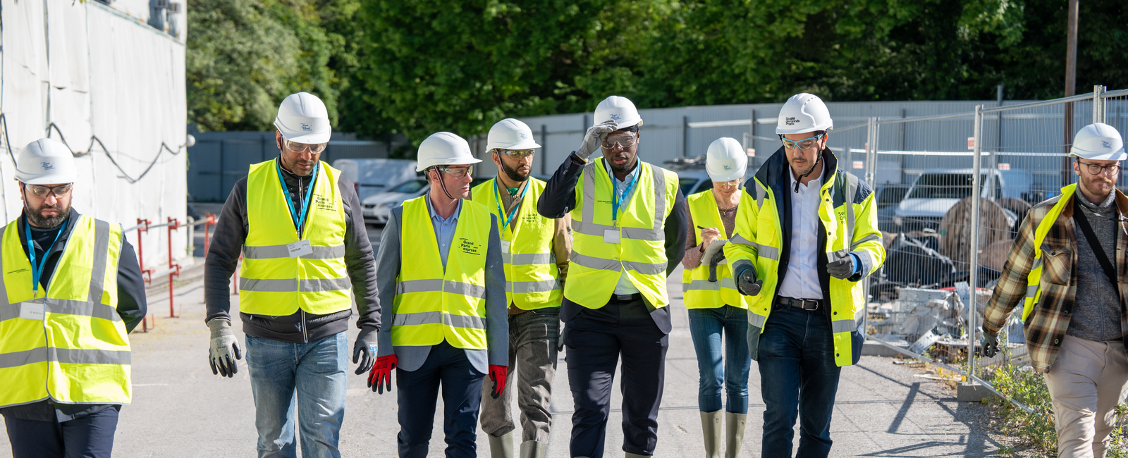 Les élus visitent le chantier de la ligne 16 © Vincent Coutin