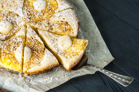 Gâteau renversé ananas et noix de coco.