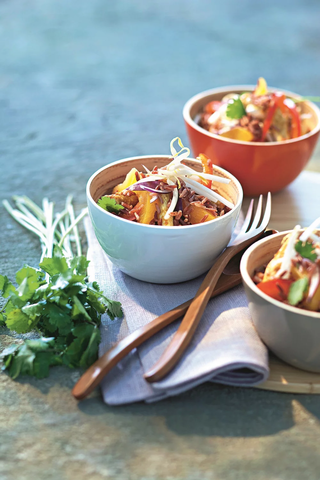 Salade de riz rouge et poulet aux abricots