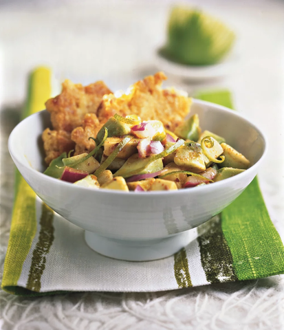 Tartare d’avocat à la mexicaine et galettes de maïs maison